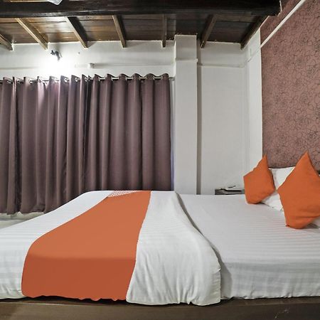 Hotel O Highland Manor Guwahati Eksteriør billede